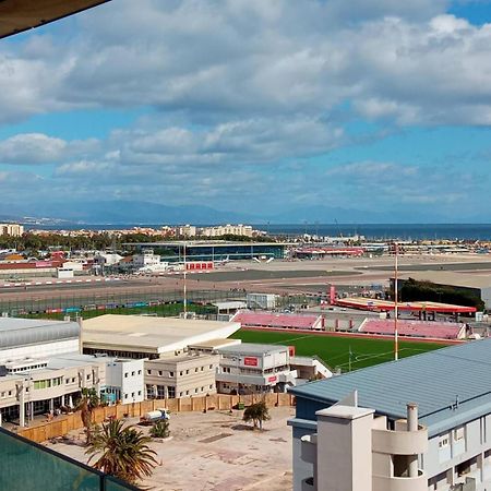 Urban Oasis At Luxurious Ocean Village Gibraltar Exterior foto